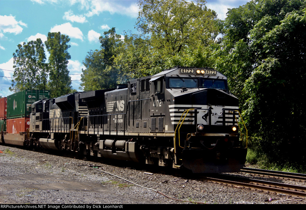 NS 4172 and 1131